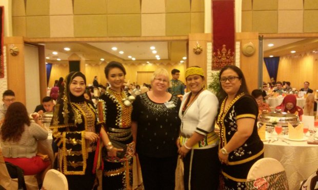 Allison Bill with local MELTA members at MELTA 2017